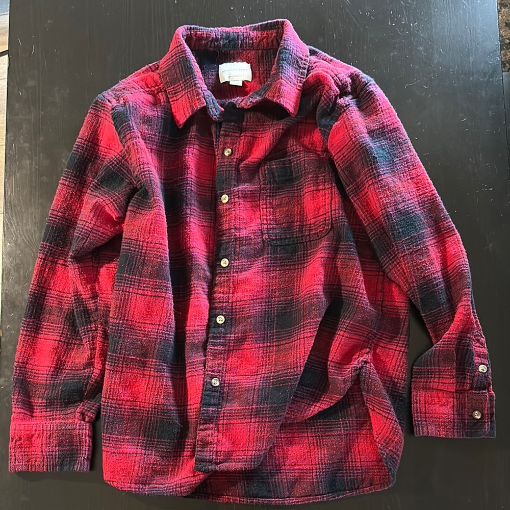 American Eagle Outfitters Red and Black Plaid Button Down Shirt
